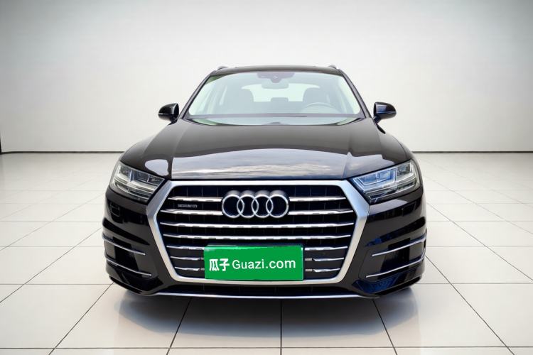 Used Audi Q7 2018 40 TFSI Comfort Model Front