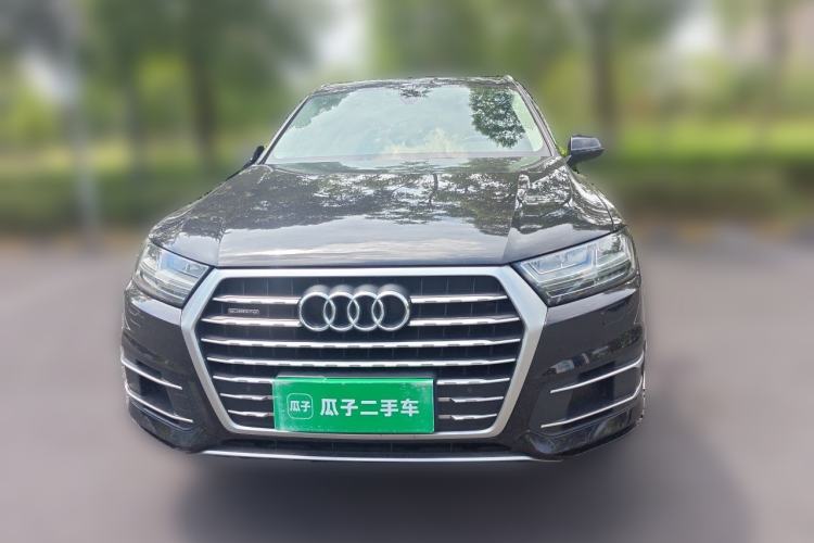 Used Audi Q7 2018 40 TFSI Comfort Model Front