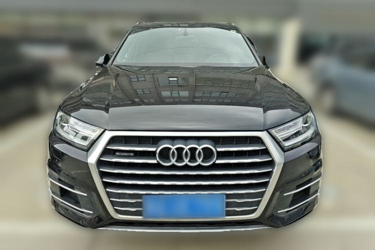 Used Audi Q7  Front