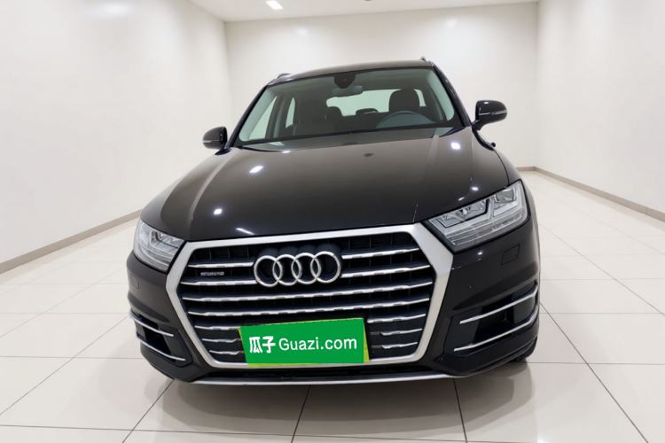 Used Audi Q7 2018 40 TFSI Comfort Model Front