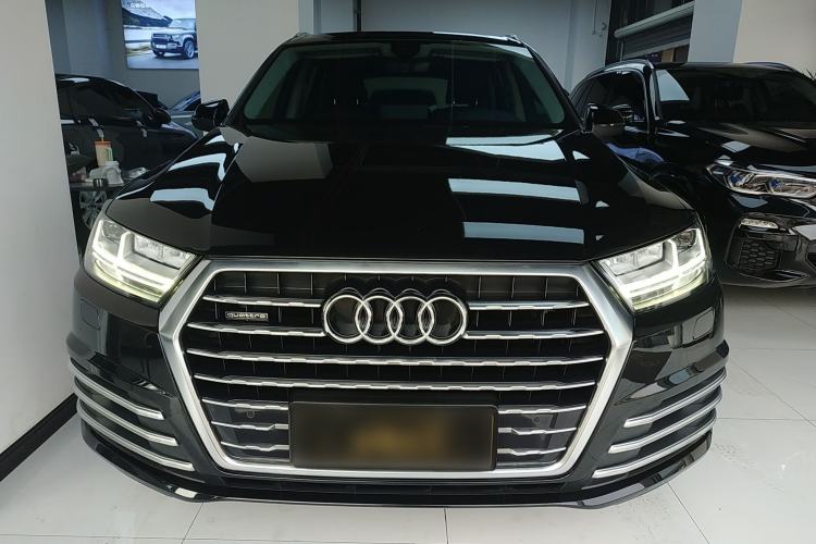 Used Audi Q7 2018 40 TFSI Comfort Model Front