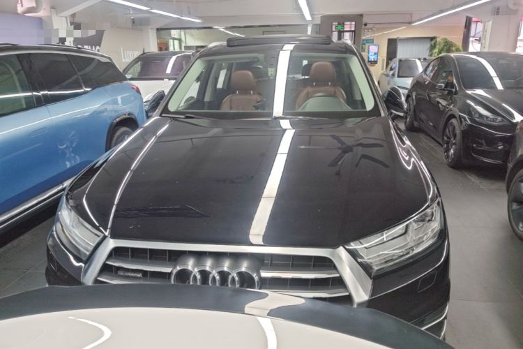 Used Audi Q7 2018 45 TFSI Technology Edition Front