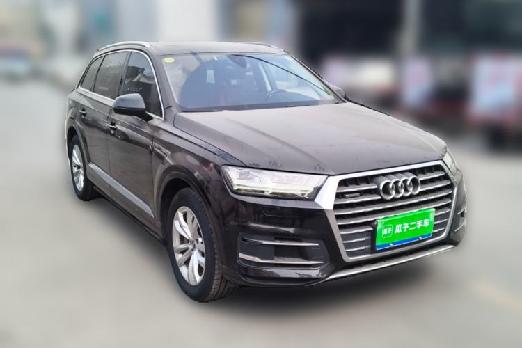 Used Audi Q7 2018 45 TFSI Technology Edition Front Right 45 Deg