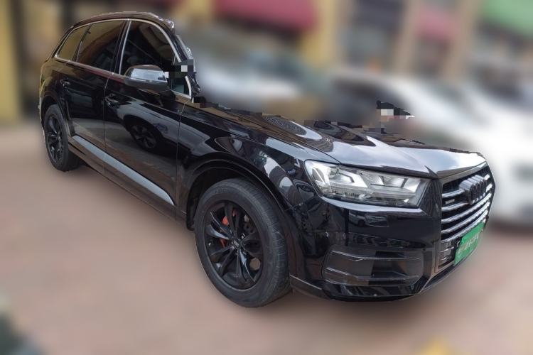Used Audi Q7 2018 45 TFSI Technology Edition Front Right 45 Deg