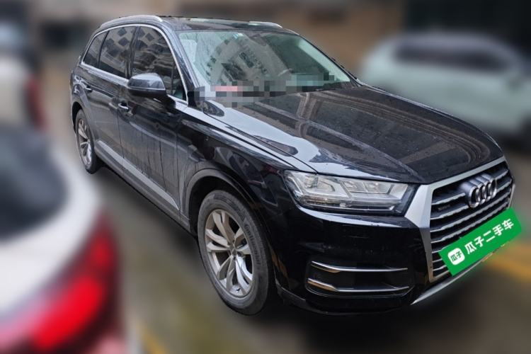 Used Audi Q7 2018 45 TFSI Technology Edition Front Right 45 Deg