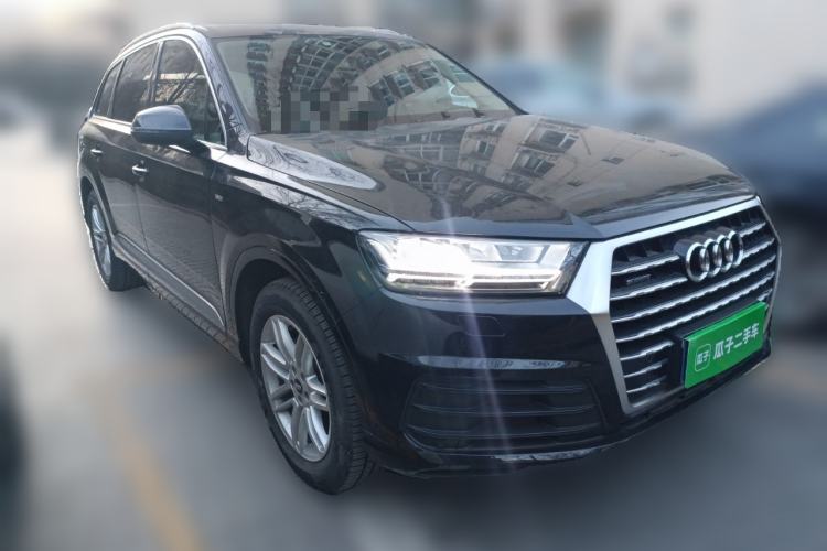 Used Audi Q7 2018 40 TFSI S line Sport Edition Front Right 45 Deg