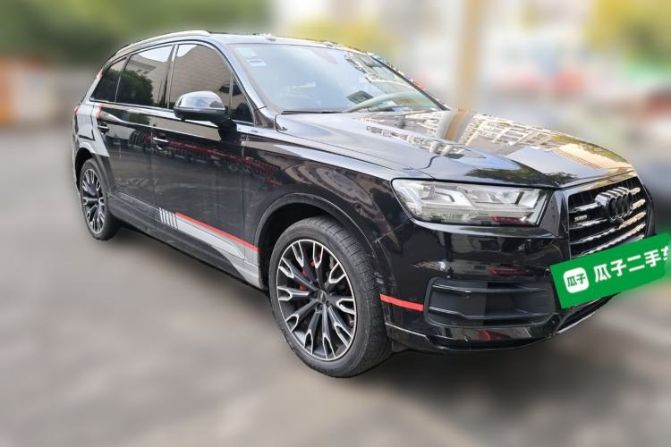 Used Audi Q7 2018 45 TFSI S line Sport Edition Front Right 45 Deg