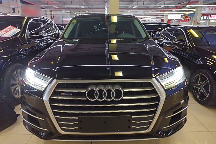 Used Audi Q7 2018 45 TFSI Technology Edition Front