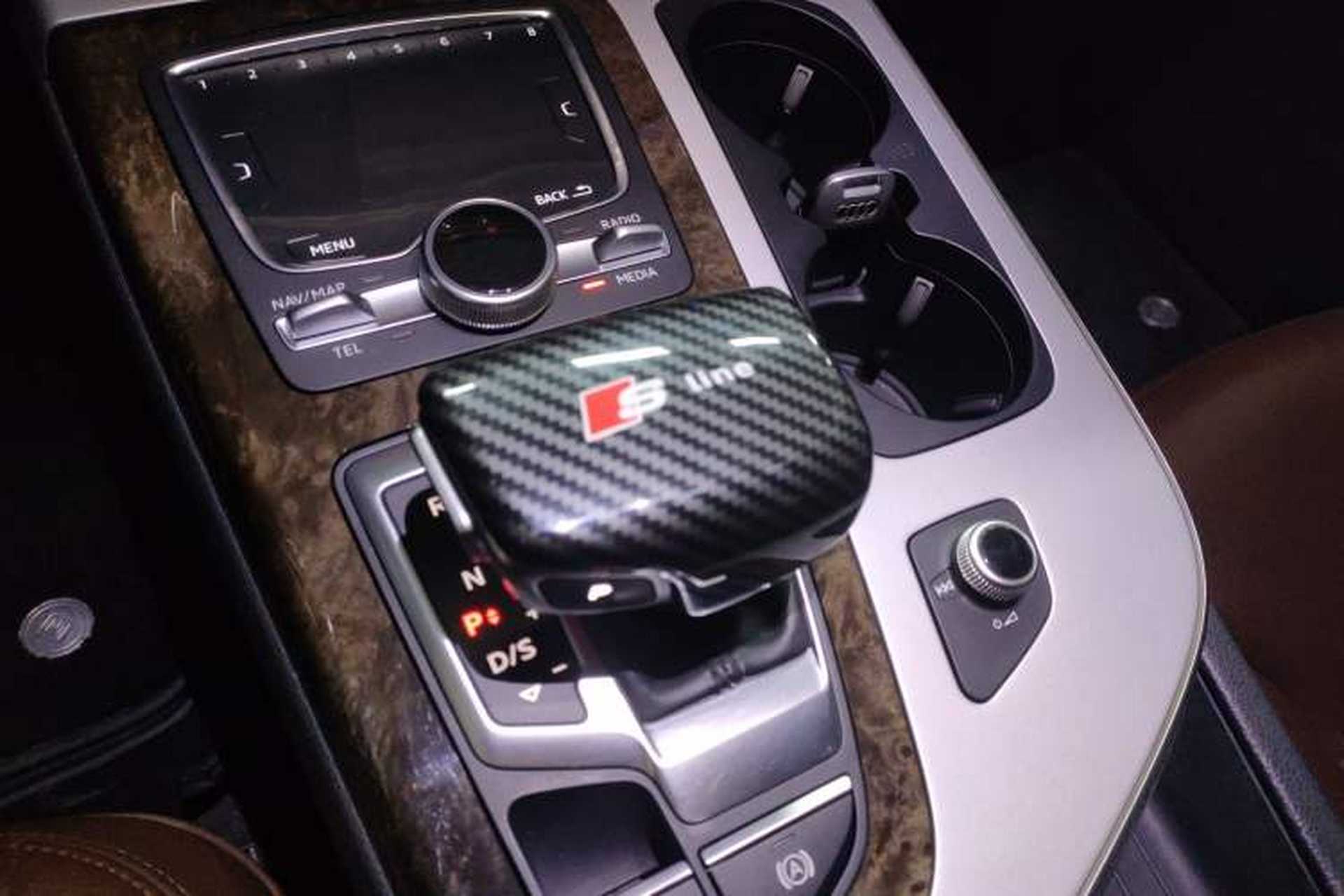 Used Audi Q7 2018 45 TFSI Technology Edition Gear Lever