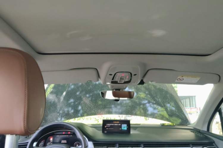 Used Audi Q7 2018 45 TFSI Technology Edition Headliner
