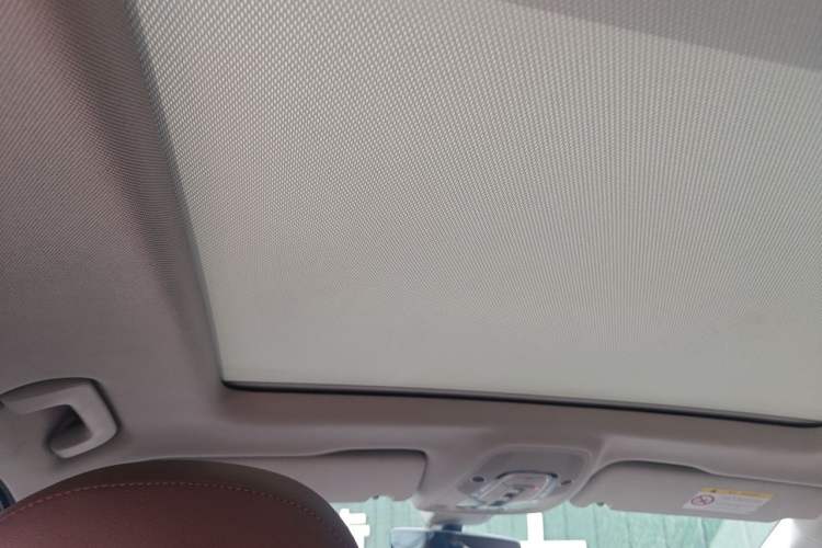 Used Audi Q7 2018 40 TFSI Comfort Model Headliner