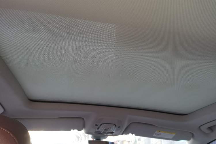 Used Audi Q7 2018 40 TFSI Comfort Model Headliner