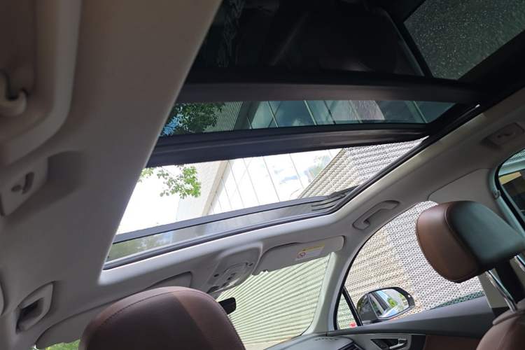 Used Audi Q7 2018 45 TFSI Technology Edition Headliner