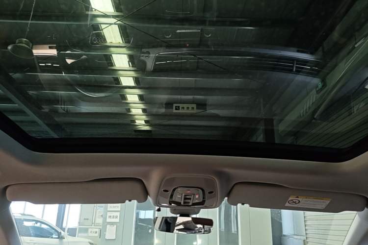 Used Audi Q7 2018 40 TFSI Comfort Model Headliner