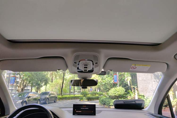 Used Audi Q7 2018 40 TFSI Comfort Model Headliner