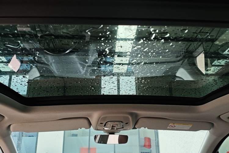 Used Audi Q7 2018 40 TFSI Comfort Model Headliner