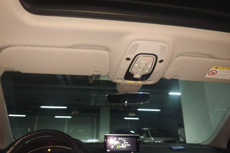Used Audi Q7 2018 45 TFSI Technology Edition Headliner