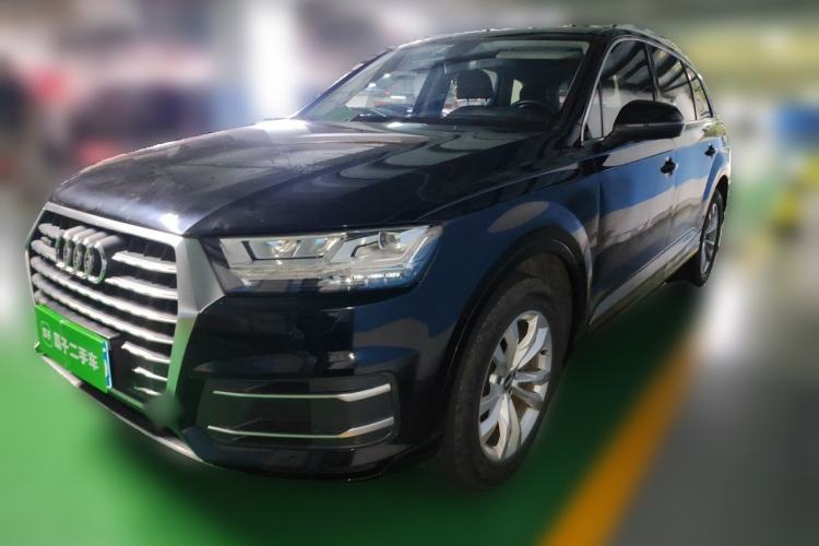 Used Audi Q7 2018 40 TFSI Comfort Model Guazi used car, China used car export, Used car for sale, Used cars, Cheapest cars for sale