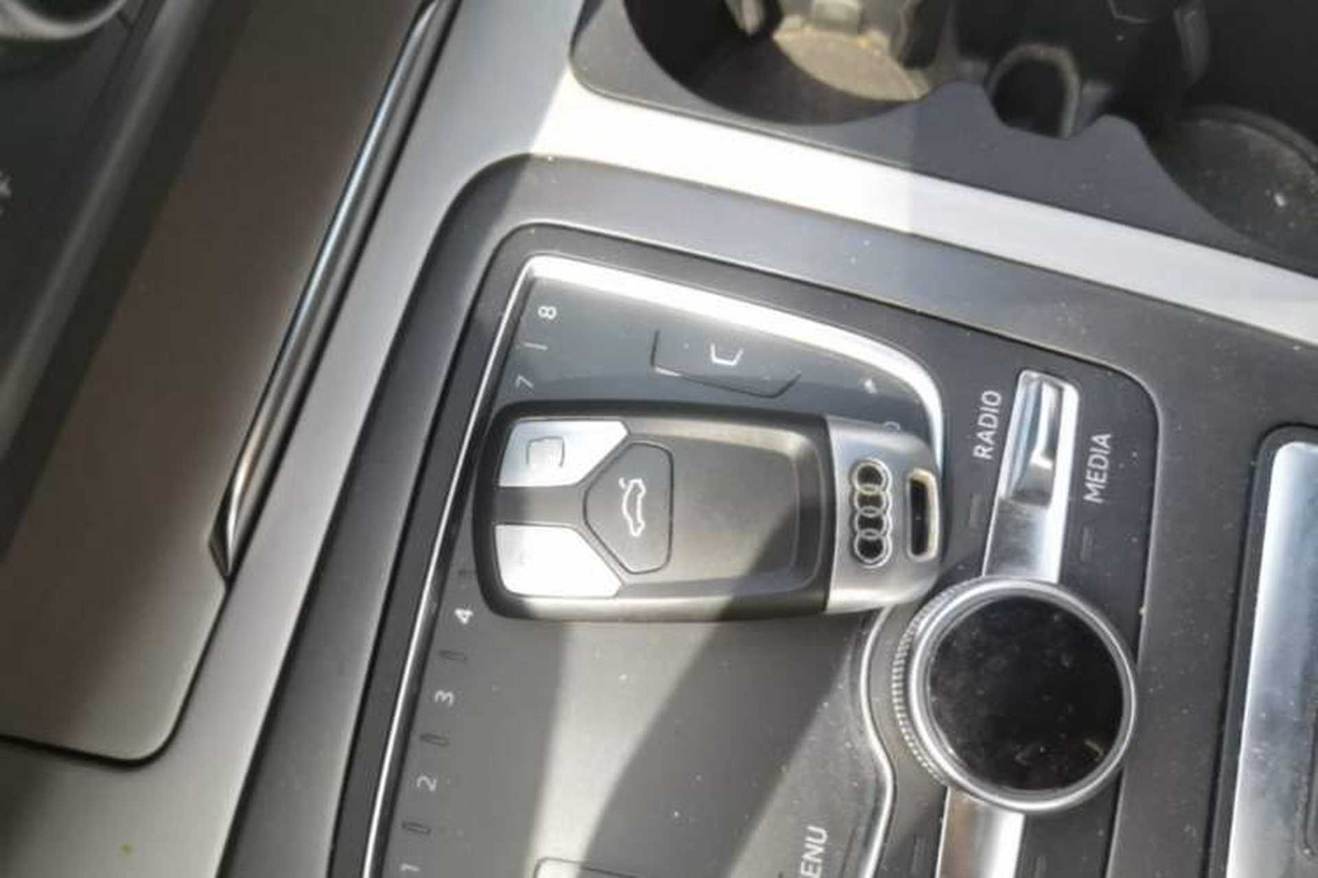 Used Audi Q7 2018 40 TFSI Comfort Model Interior 1