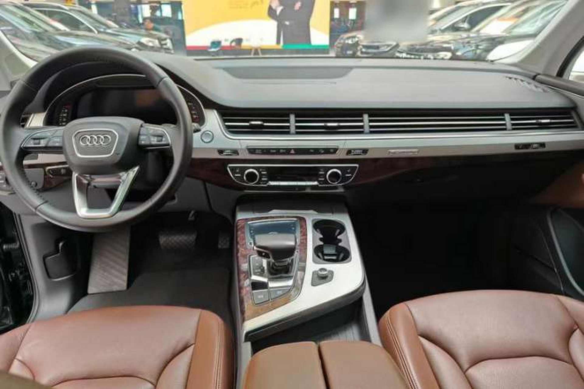 Used Audi Q7 2018 45 TFSI Technology Edition Interior 1