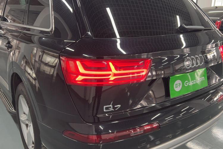 Used Audi Q7 2018 3.0T Prestige Middle East Version Interior 10