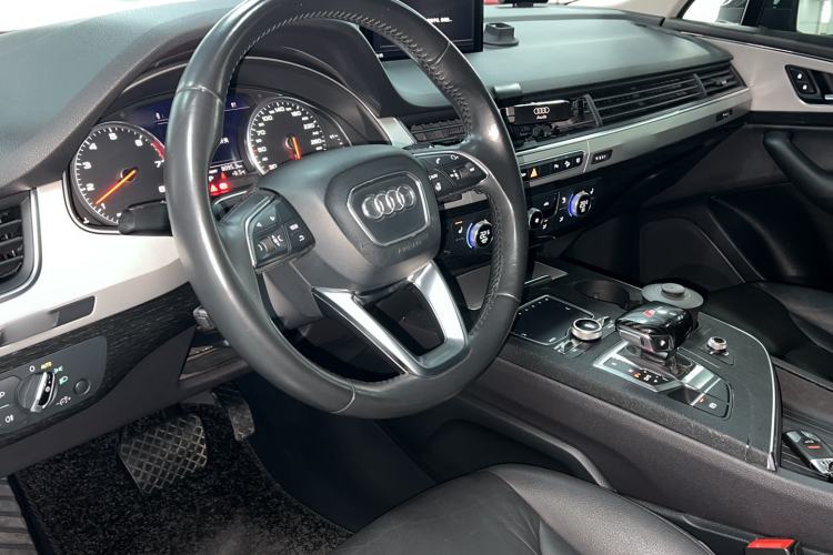 Used Audi Q7 2018 3.0T Prestige Middle East Version Interior 2