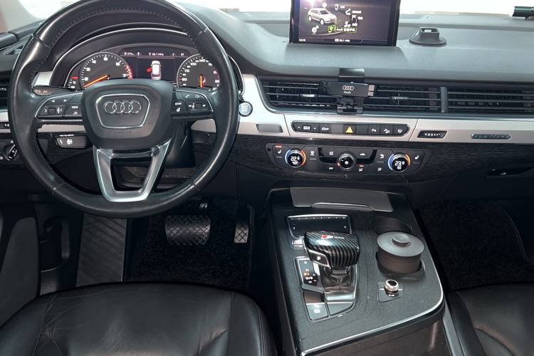 Used Audi Q7 2018 3.0T Prestige Middle East Version Interior 5
