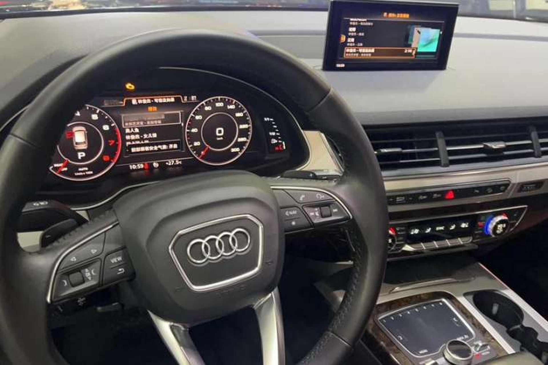 Used Audi Q7 2018 45 TFSI Technology Edition Interior 6