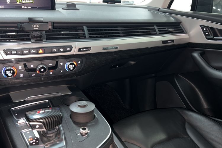 Used Audi Q7 2018 3.0T Prestige Middle East Version Interior 7