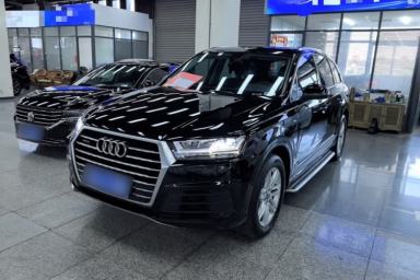 Used Audi Q7 2018 40 TFSI Comfort Model