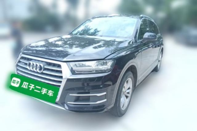 Used Audi Q7 2018 40 TFSI Comfort Model