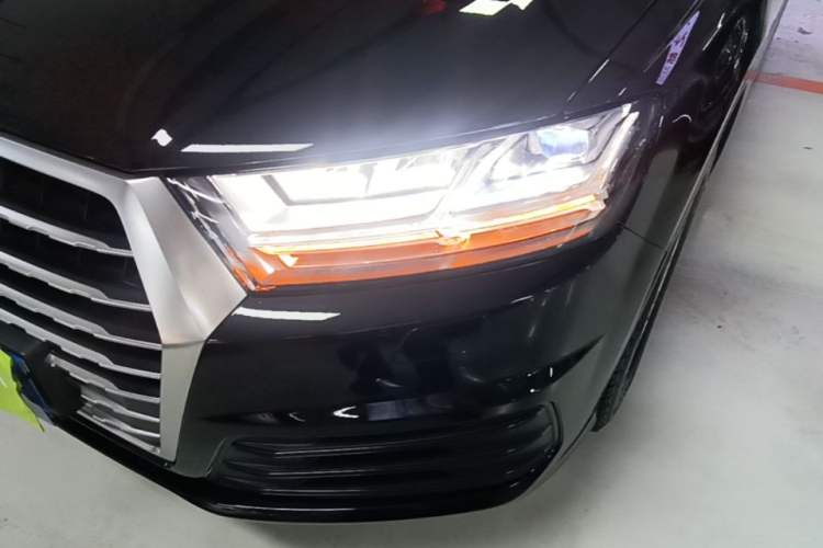 Used Audi Q7 2018 40 TFSI S line Sport Edition Left Front Headlight