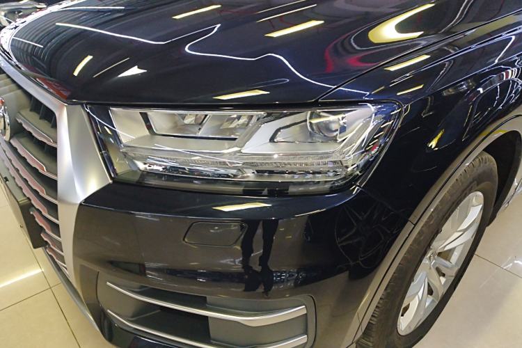 Used Audi Q7 2018 45 TFSI Technology Edition Left Front Headlight