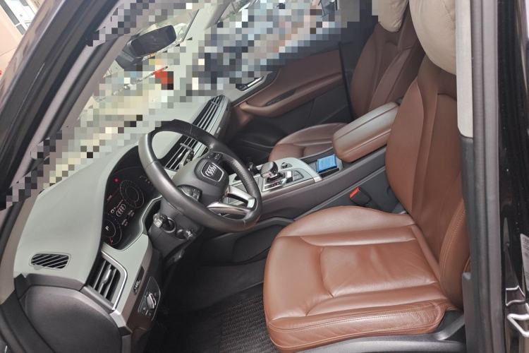 Used Audi Q7 2018 40 TFSI Comfort Model Left Front Seat