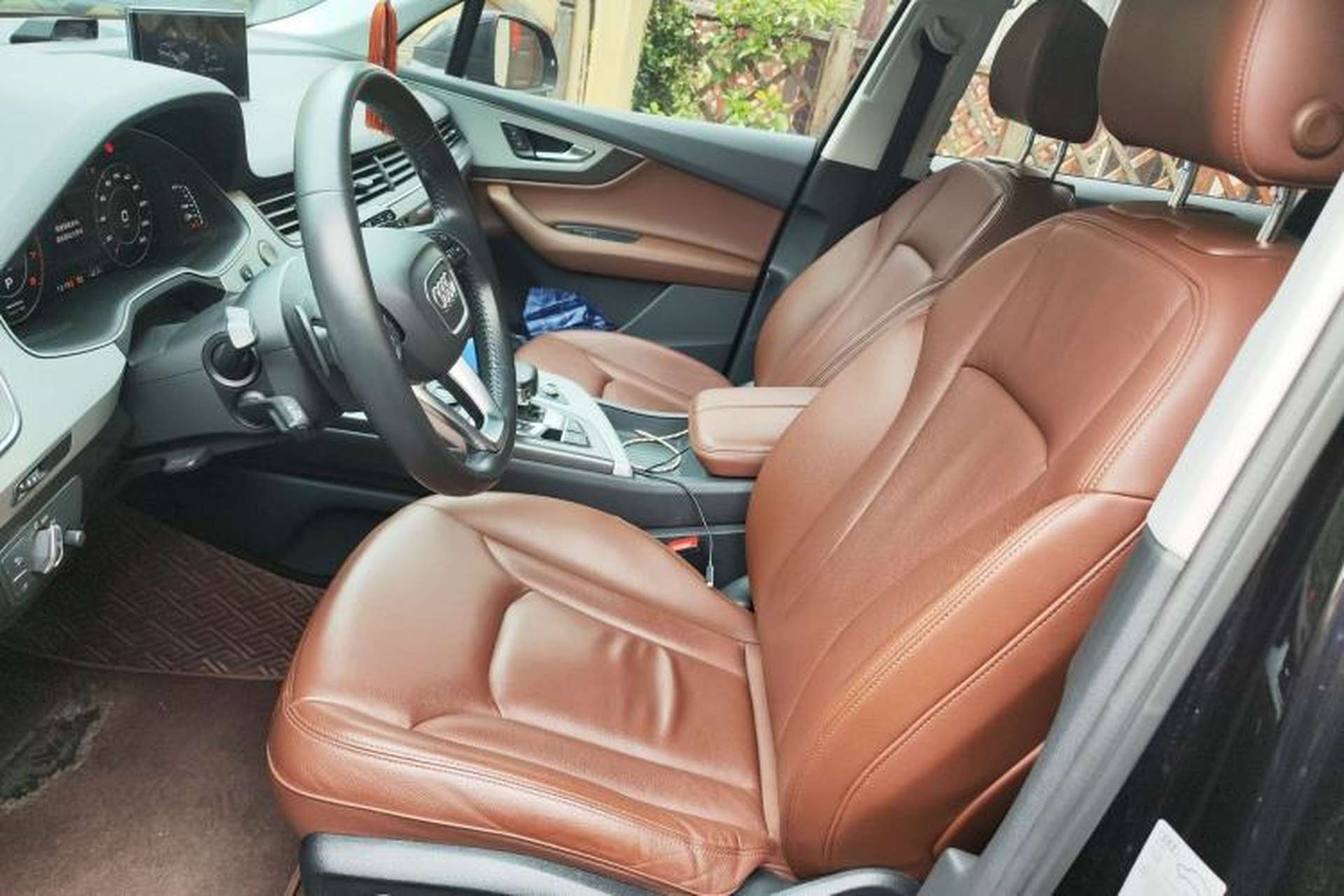 Used Audi Q7 2018 45 TFSI Technology Edition Left Front Seat