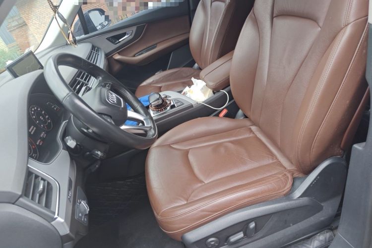 Used Audi Q7 2018 40 TFSI Comfort Model Left Front Seat