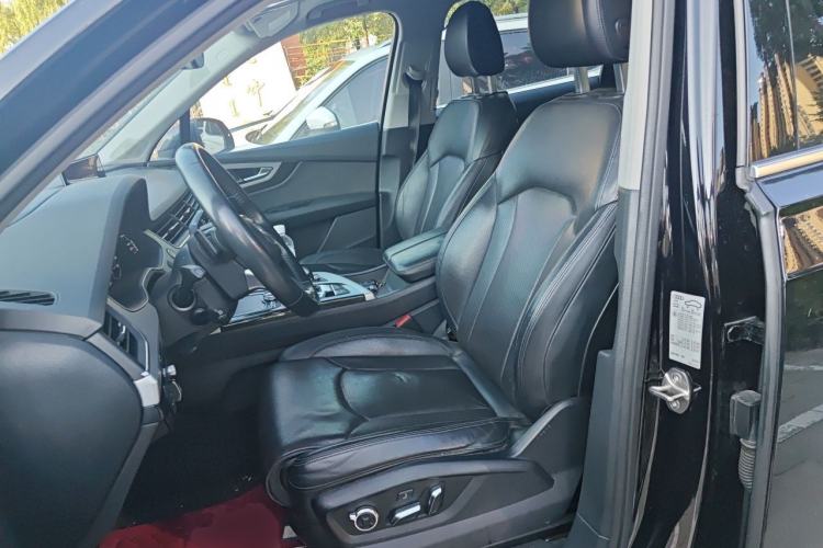 Used Audi Q7 2018 45 TFSI Prestige Edition Left Front Seat