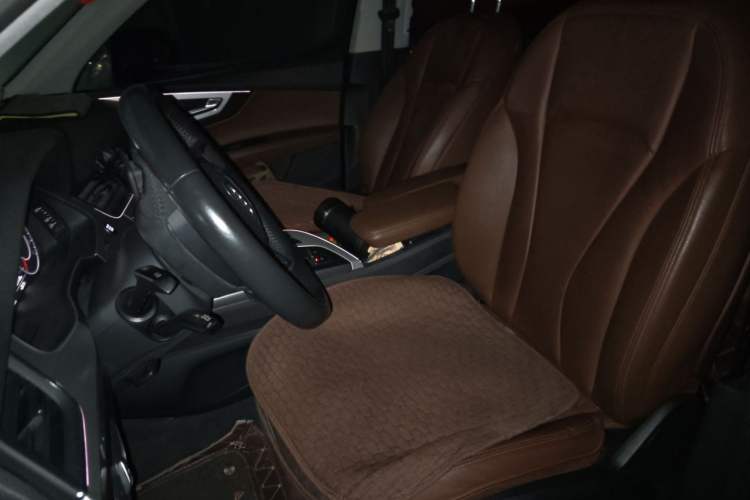 Used Audi Q7 2018 40 TFSI Comfort Model Left Front Seat