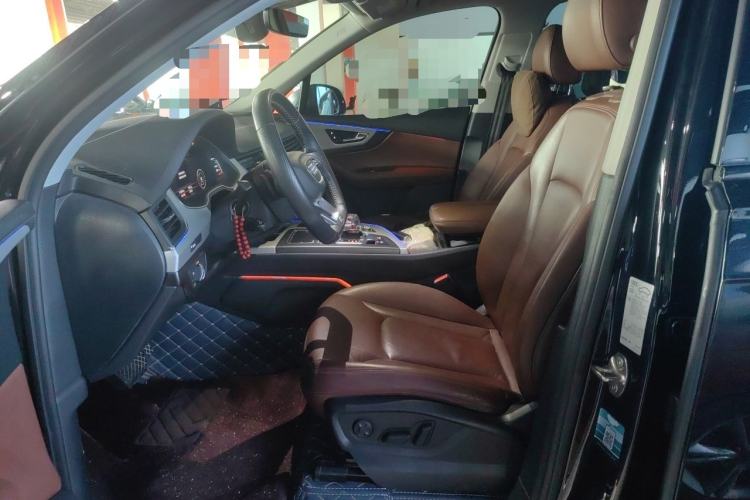 Used Audi Q7 2018 45 TFSI Technology Edition Left Front Seat