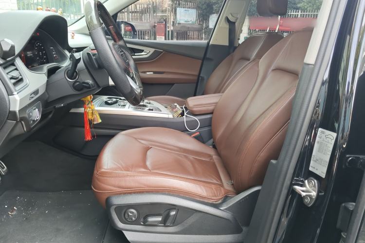 Used Audi Q7 2018 45 TFSI S line Sport Edition Left Front Seat