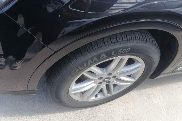 Used Audi Q7 2018 40 TFSI S line Sport Edition Left Front Wheel Hub