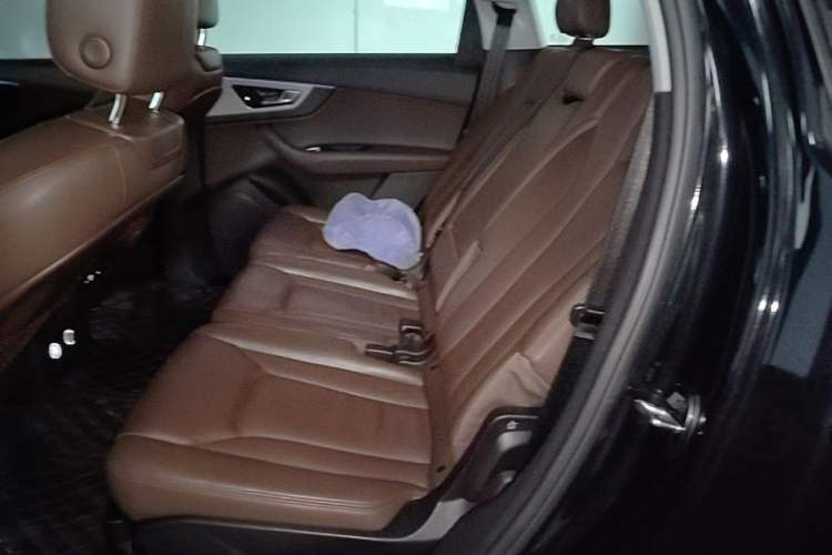 Used Audi Q7 2018 45 TFSI Technology Edition Left Rear Seat