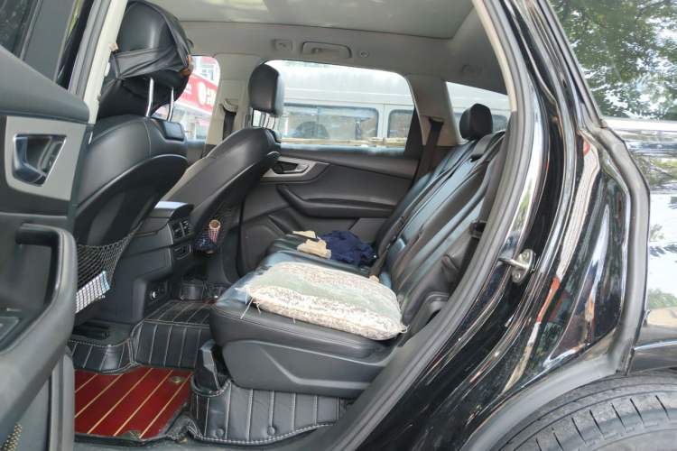 Used Audi Q7 2018 45 TFSI Technology Edition Left Rear Seat