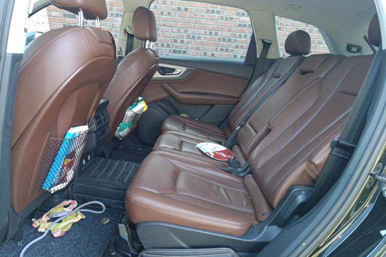 Used Audi Q7 2018 45 TFSI Technology Edition Left Rear Seat