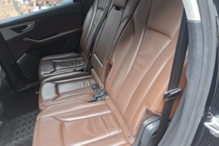 Used Audi Q7 2018 40 TFSI Comfort Model Left Rear Seat