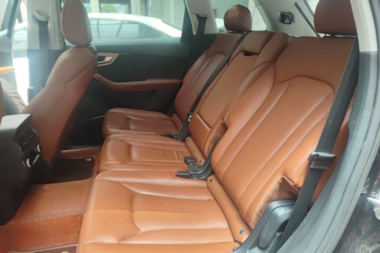 Used Audi Q7 2018 45 TFSI Technology Edition Left Rear Seat