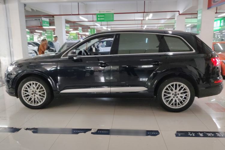 Used Audi Q7 2018 45 TFSI Technology Edition Left Side