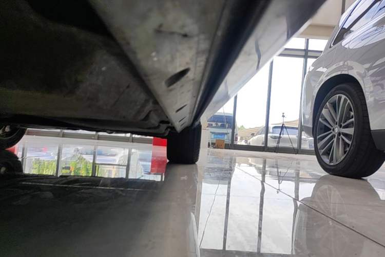 Used Audi Q7 2018 45 TFSI Technology Edition Left Side Sill