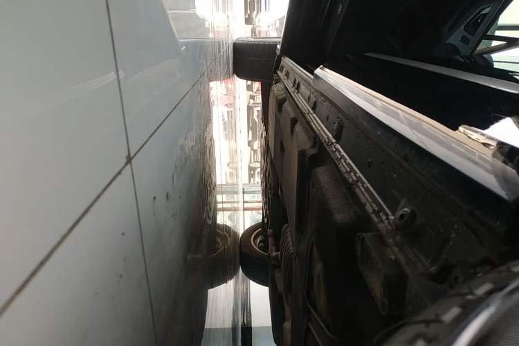 Used Audi Q7 2018 40 TFSI Comfort Model Left Side Sill