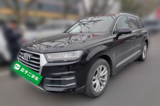 Used Audi Q7 2018 40 TFSI Comfort Model